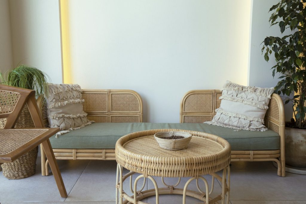 Rattan Webbing Bulk Pricing: Price Per Roll vs Container Rate (2025–2026)